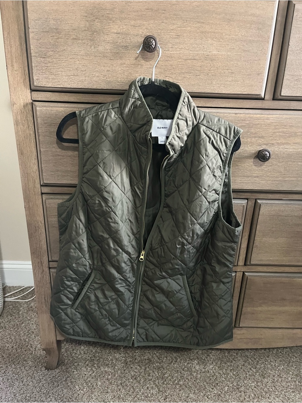 Old Navy Quilted Olive Green Women’s Vest with Zip